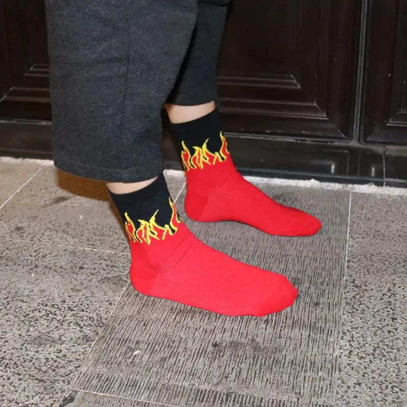 Contrast Flames Socks