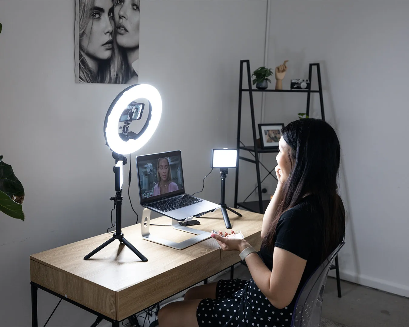 Youtube Vlogger Ring Light Mini Pearl III & 5.5" LED Crystal Air Duo Lighting Kit